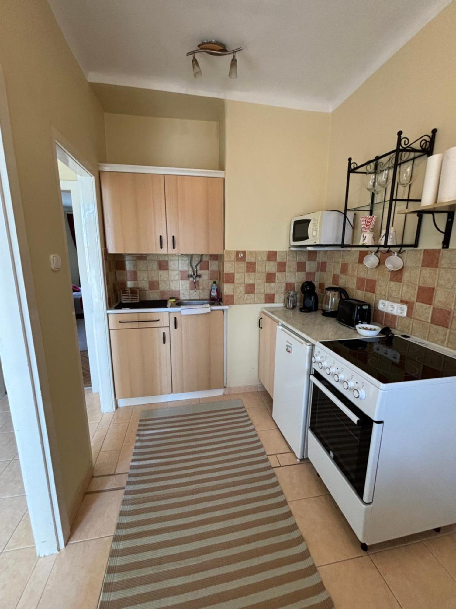 Downtown Hideaway Apartman Будапеща Екстериор снимка