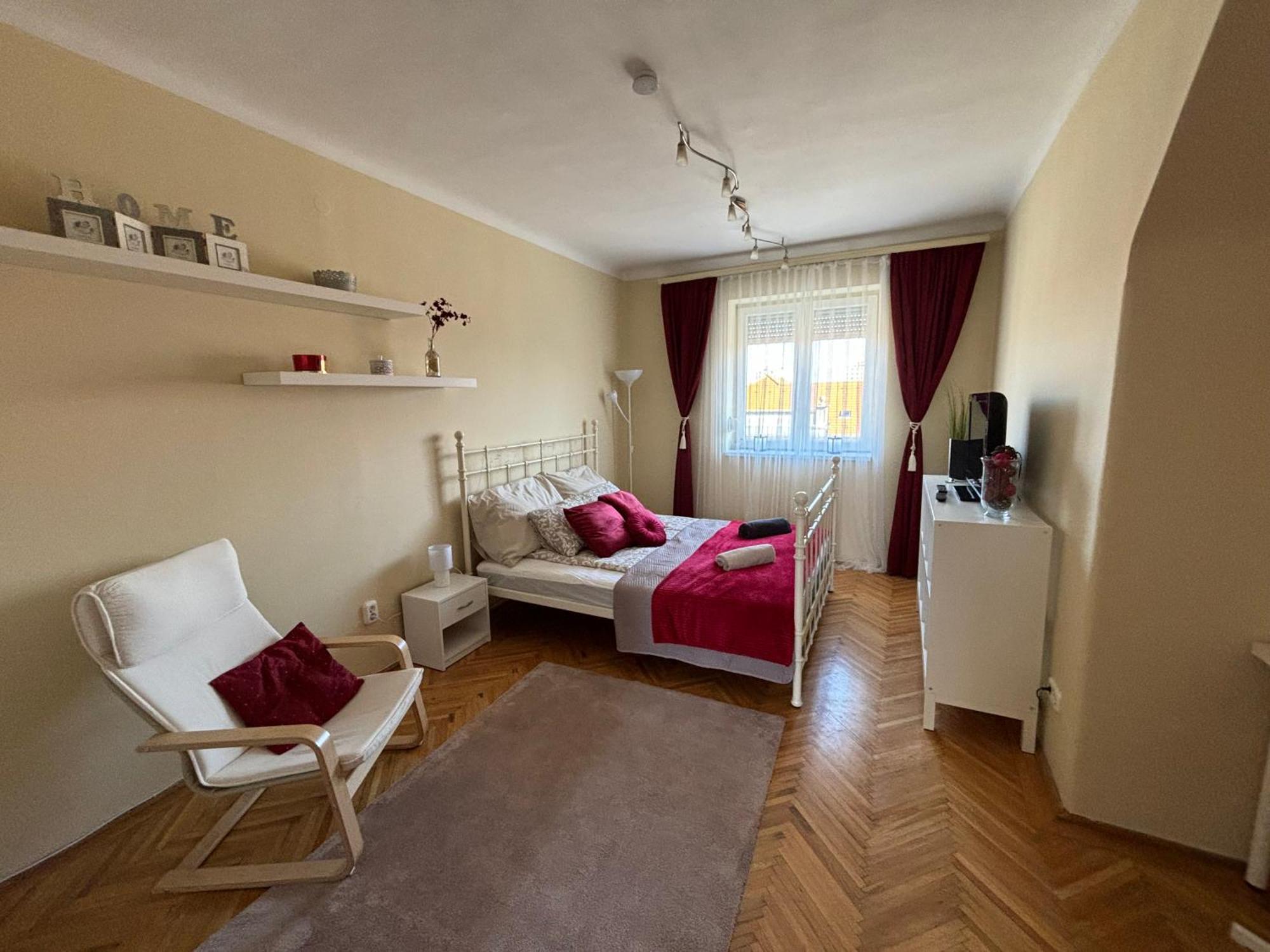 Downtown Hideaway Apartman Будапеща Екстериор снимка