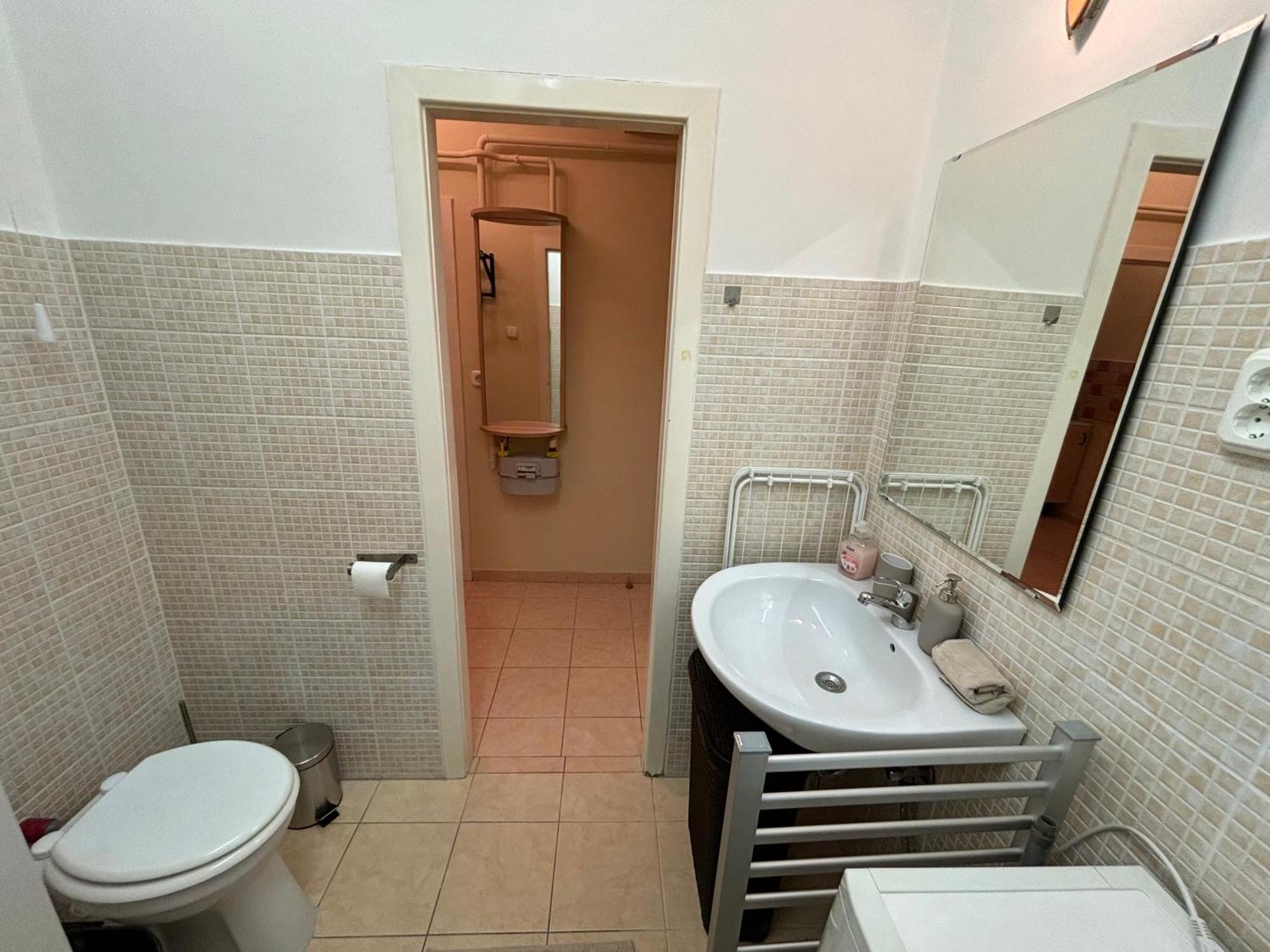 Downtown Hideaway Apartman Будапеща Екстериор снимка